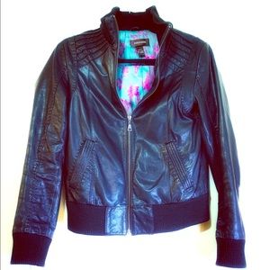 Danier Black Leather Bomber Jacket size XS